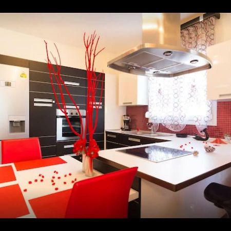 Artisti Elena Apartment Paralia Katerinis Exterior photo