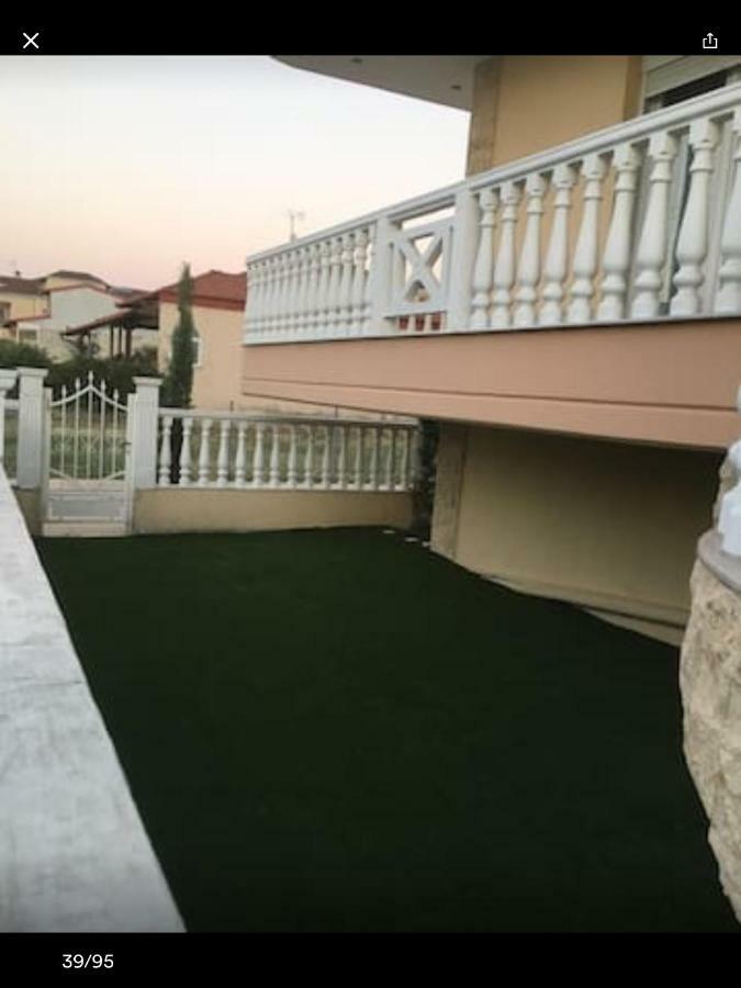 Artisti Elena Apartment Paralia Katerinis Exterior photo